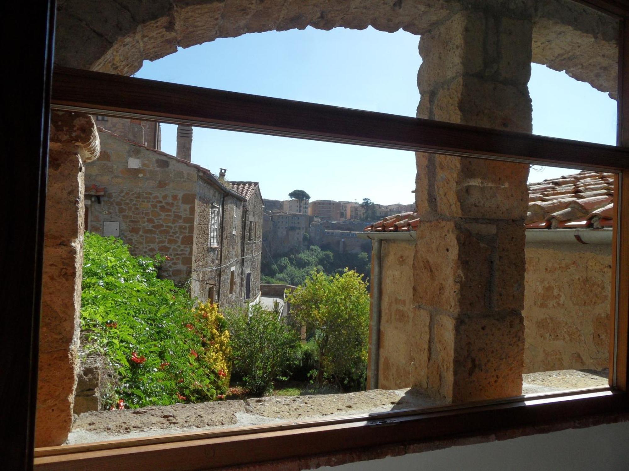 Un Giardino Nel Tufo Bed & Breakfast Pitigliano
